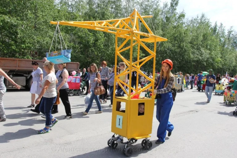 Городской фестиваль детских колясок