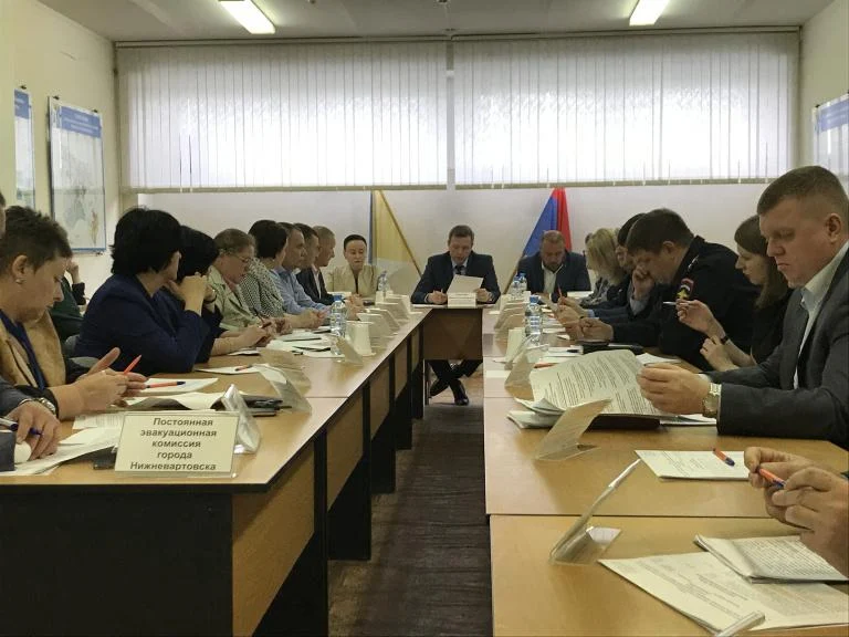 Оперативные и коммунальные службы города должны быть готовы к любому развитию событий /ФОТО/