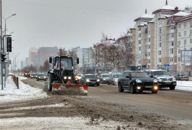 75 единиц техники убирают и вывозят снег /ИНФОГРАФИКА/