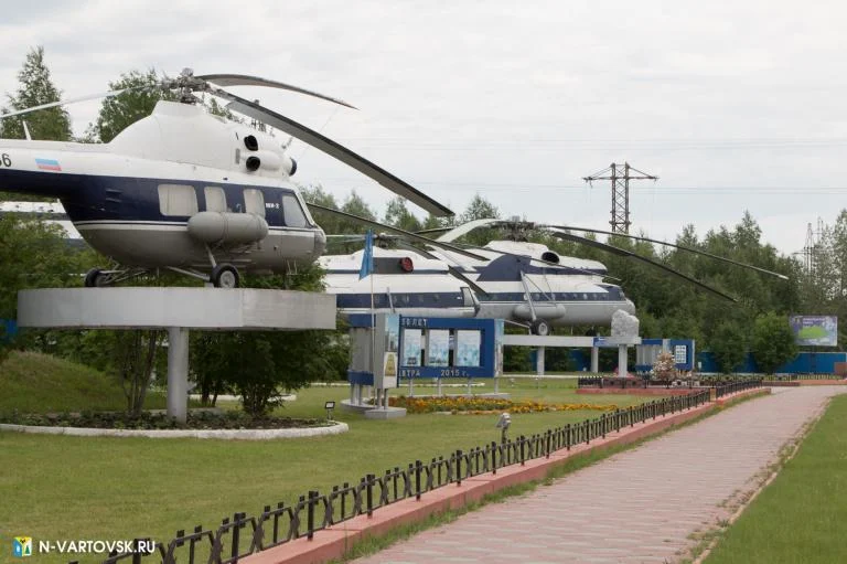 АЛЛЕЯ ПОЧЕТА АВИАЦИИ
