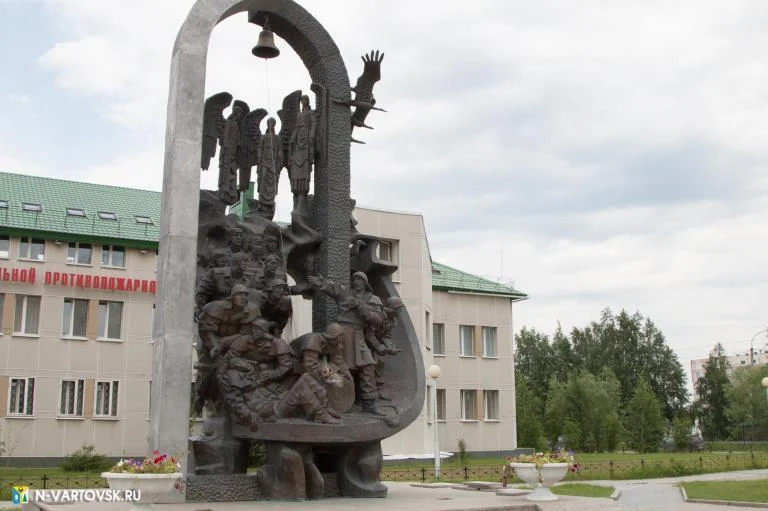 ПАМЯТНИК УЧАСТНИКАМ ЛИКВИДАЦИИ РАДИАЦИОННЫХ И ТЕХНОГЕННЫХ КАТАСТРОФ